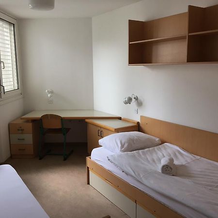 Summer Residence Hostel Λιουμπλιάνα Εξωτερικό φωτογραφία