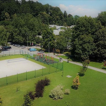 Summer Residence Hostel Λιουμπλιάνα Εξωτερικό φωτογραφία