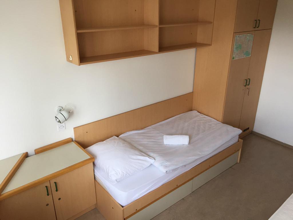Summer Residence Hostel Λιουμπλιάνα Εξωτερικό φωτογραφία