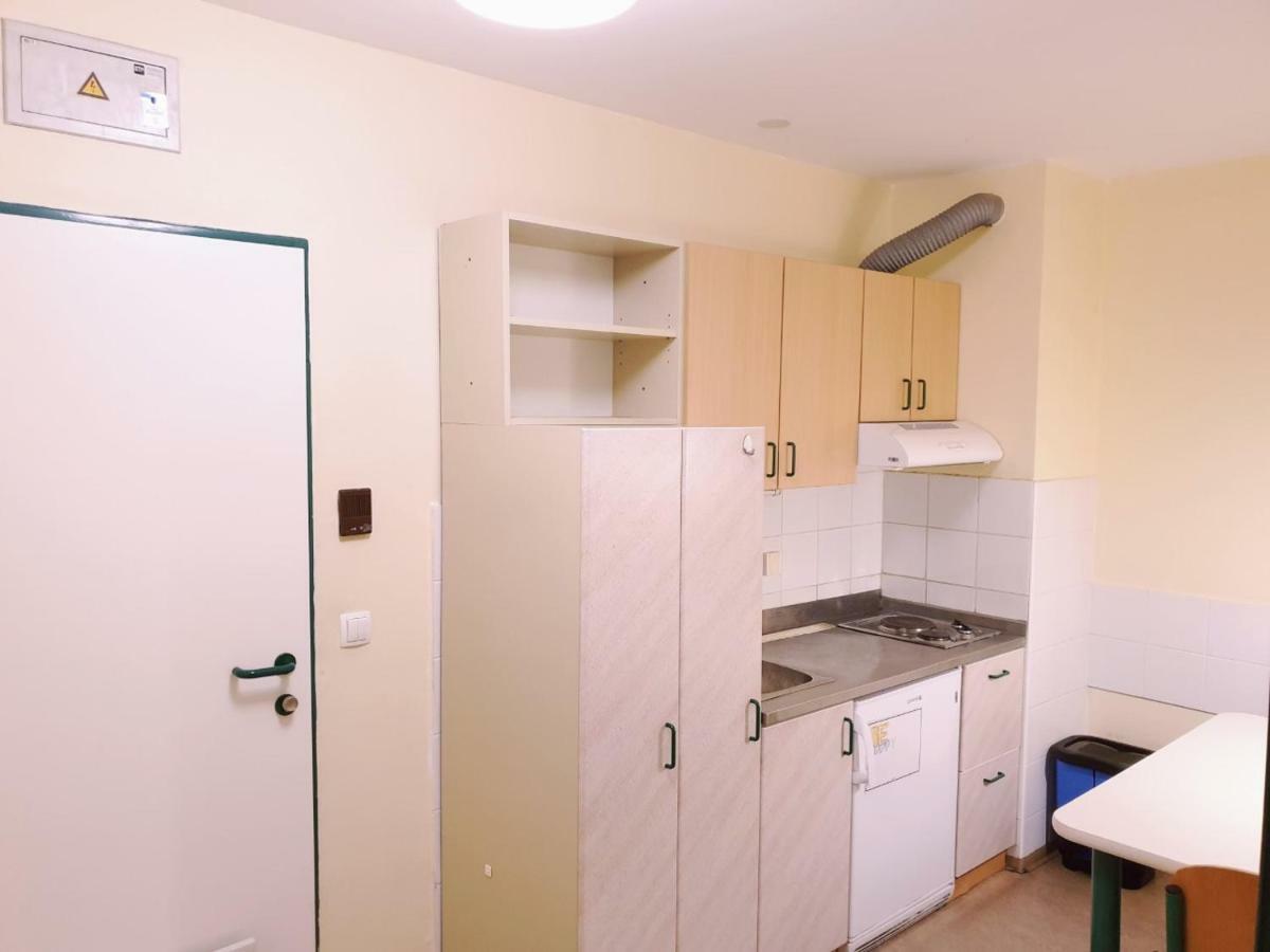 Summer Residence Hostel Λιουμπλιάνα Εξωτερικό φωτογραφία